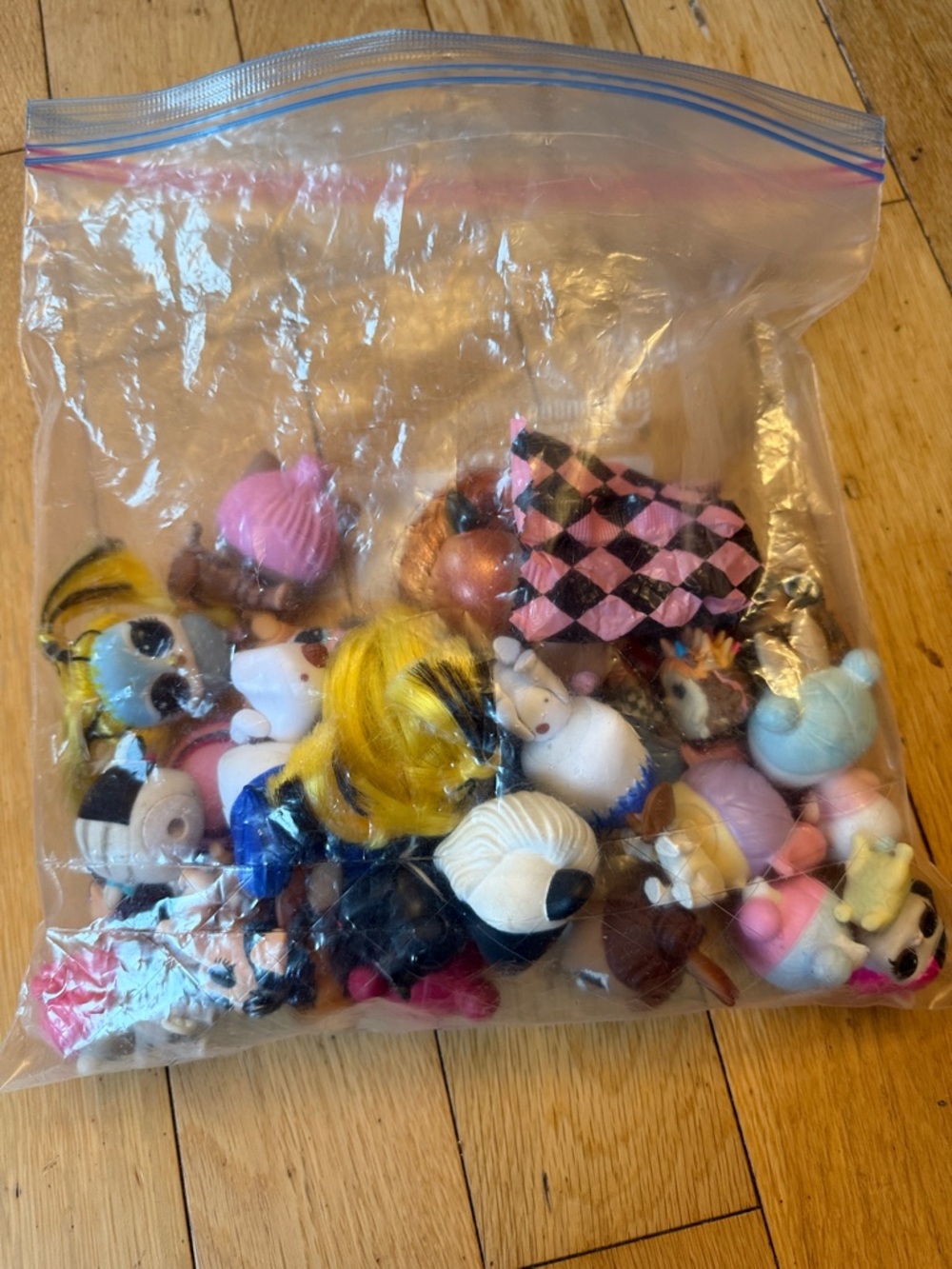 Assorted LOL Pets